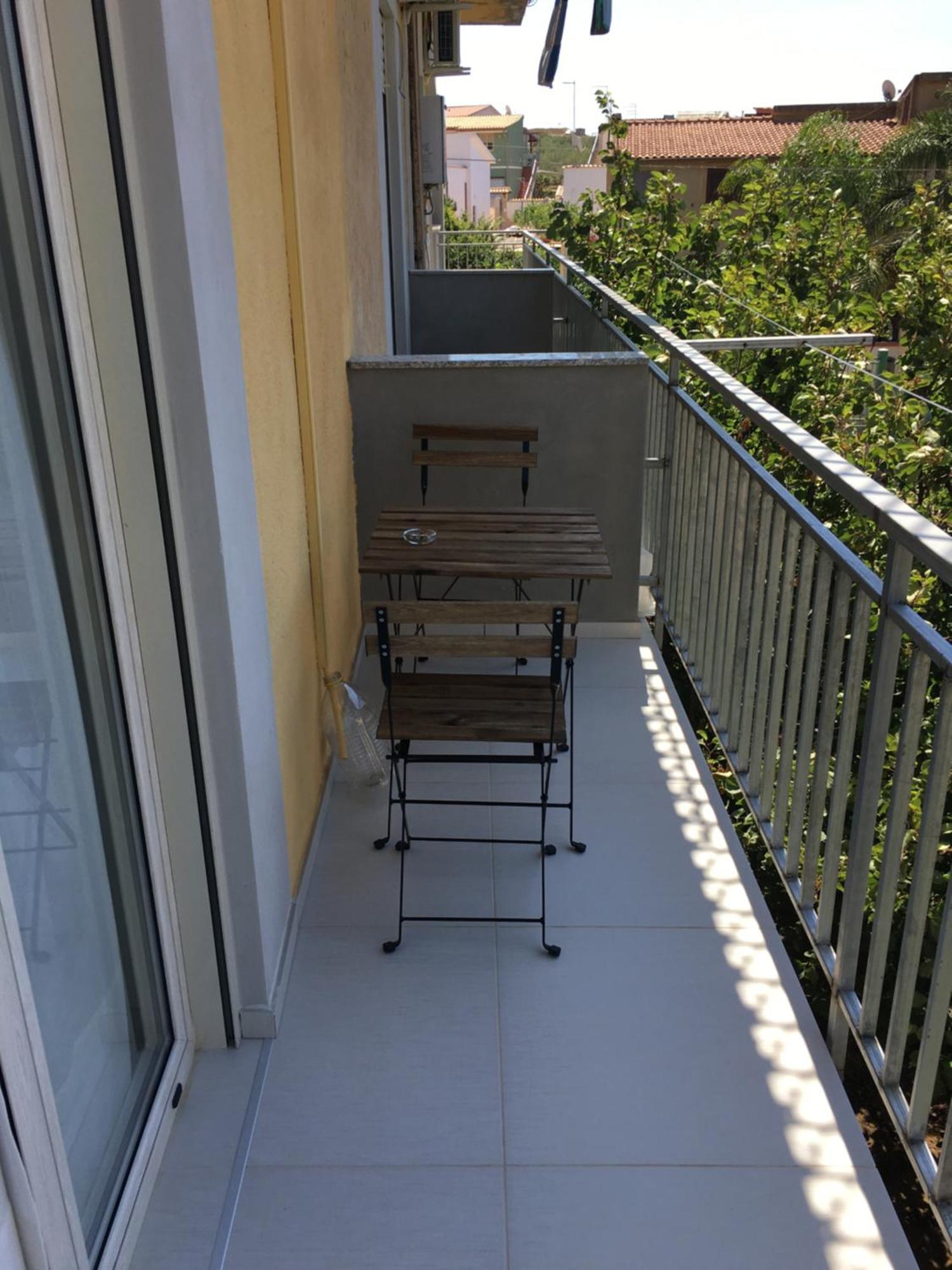 B&B La Via Di Casa Сан Леоне Екстериор снимка